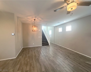 7712 Eastham Bay Avenue - Photo Thumbnail 2