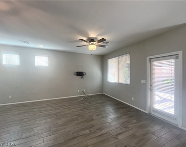 7712 Eastham Bay Avenue - Photo Thumbnail 4
