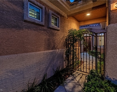 305 Corsicana Street - Photo Thumbnail 39
