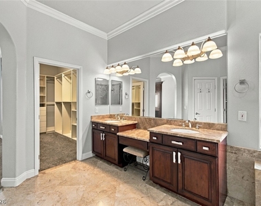 305 Corsicana Street - Photo Thumbnail 30