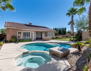 305 Corsicana Street - Photo Thumbnail 37
