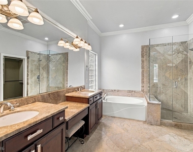 305 Corsicana Street - Photo Thumbnail 29