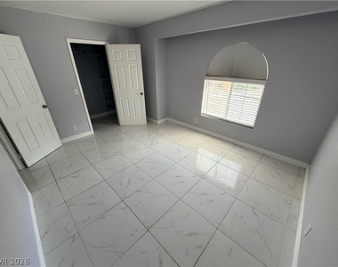 2832 Mill Point Drive - Photo Thumbnail 24
