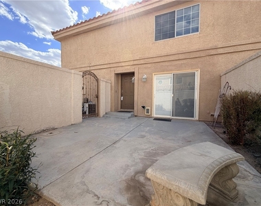 2832 Mill Point Drive - Photo Thumbnail 3
