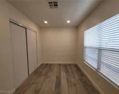 9474 Forbes Field Court - Photo Thumbnail 5