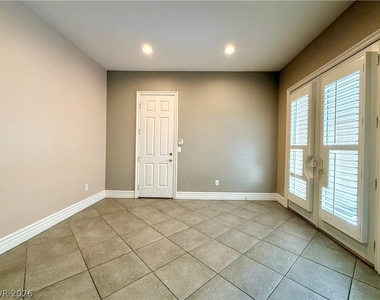 10346 Sweet Laurel Street - Photo Thumbnail 8