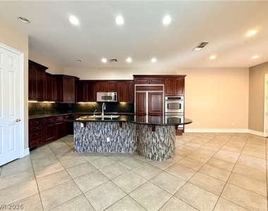 10346 Sweet Laurel Street - Photo Thumbnail 4
