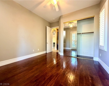 10346 Sweet Laurel Street - Photo Thumbnail 15