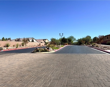 10346 Sweet Laurel Street - Photo Thumbnail 32
