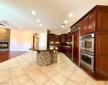 10346 Sweet Laurel Street - Photo Thumbnail 7