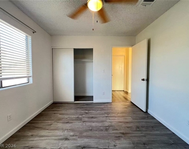 98 Trevor Drive - Photo Thumbnail 20