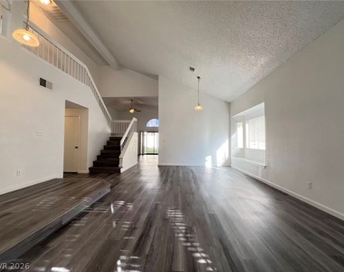 98 Trevor Drive - Photo Thumbnail 7