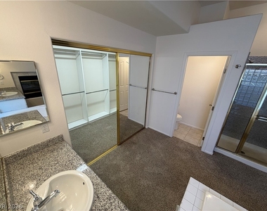 2121 Stone Croft Street - Photo Thumbnail 31