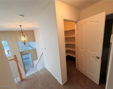 2121 Stone Croft Street - Photo Thumbnail 62