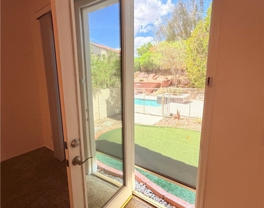 2121 Stone Croft Street - Photo Thumbnail 21
