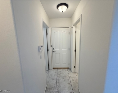 2121 Stone Croft Street - Photo Thumbnail 10