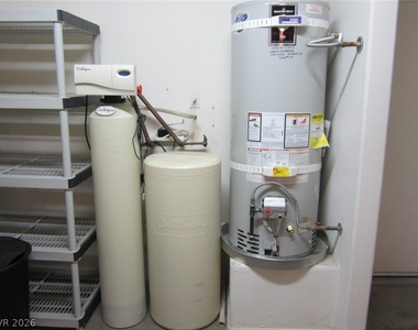 2050 W Warm Springs Road - Photo Thumbnail 28