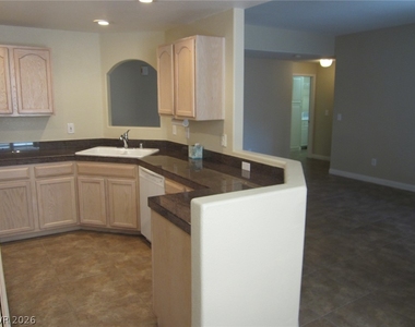 2050 W Warm Springs Road - Photo Thumbnail 12