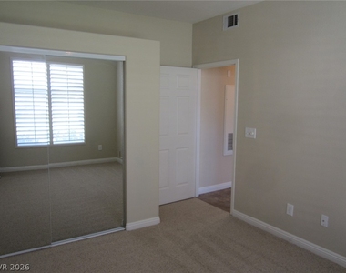2050 W Warm Springs Road - Photo Thumbnail 36