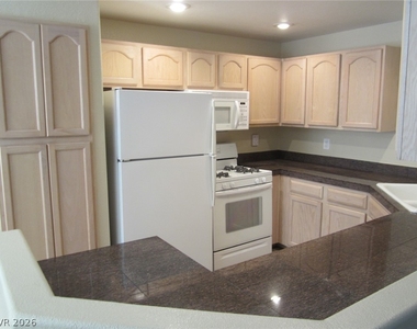 2050 W Warm Springs Road - Photo Thumbnail 10