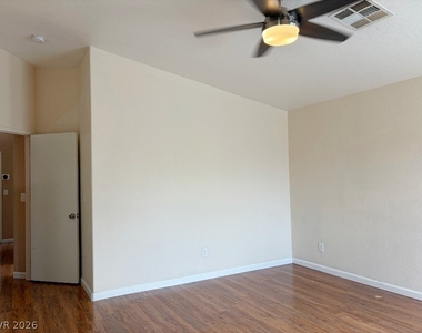 4647 Dealers Choice Way - Photo Thumbnail 11