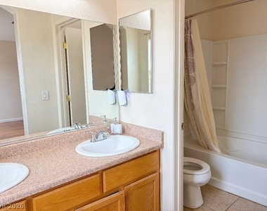 4647 Dealers Choice Way - Photo Thumbnail 12