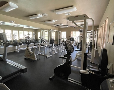 8000 Badura Avenue - Photo Thumbnail 13