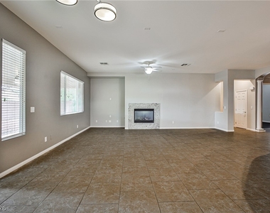 9023 Sleepy Canyon Avenue - Photo Thumbnail 24