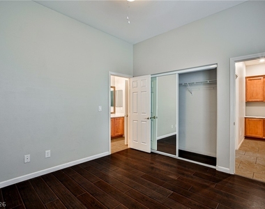 9023 Sleepy Canyon Avenue - Photo Thumbnail 19
