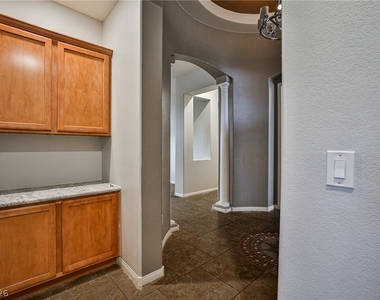 9023 Sleepy Canyon Avenue - Photo Thumbnail 13