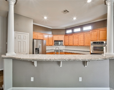 9023 Sleepy Canyon Avenue - Photo Thumbnail 31
