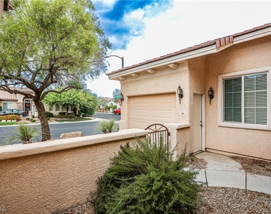9023 Sleepy Canyon Avenue - Photo Thumbnail 4