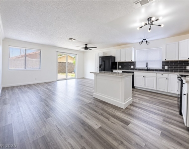 5804 Westport Circle - Photo Thumbnail 2