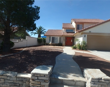 8421 Gillette Avenue - Photo Thumbnail 1