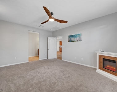378 Hellebores Avenue - Photo Thumbnail 12
