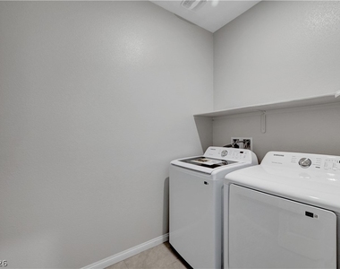 378 Hellebores Avenue - Photo Thumbnail 24