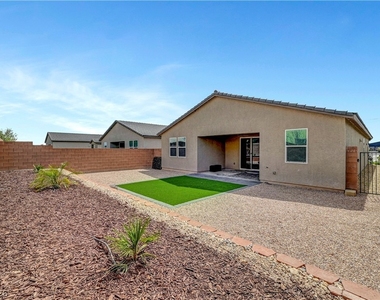 378 Hellebores Avenue - Photo Thumbnail 27