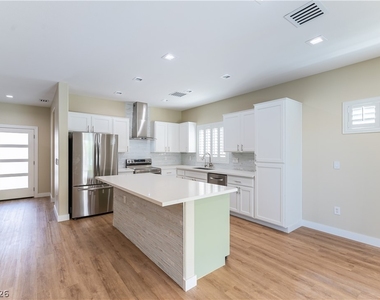 2831 Goldcreek Street - Photo Thumbnail 4