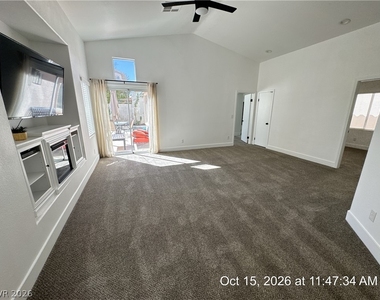 10517 Beachwalk Place - Photo Thumbnail 4