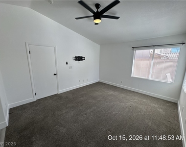 10517 Beachwalk Place - Photo Thumbnail 11