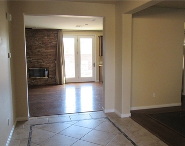 10610 Soaring Palm Street - Photo Thumbnail 3