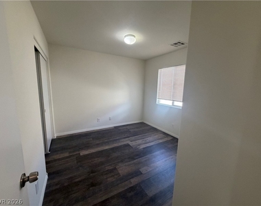 9250 Hollander Avenue - Photo Thumbnail 30