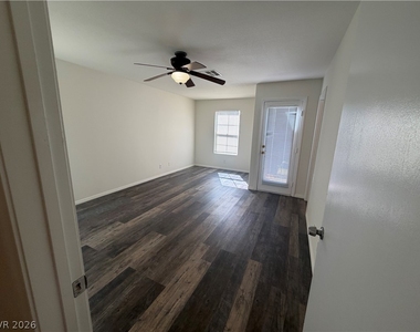 9250 Hollander Avenue - Photo Thumbnail 29