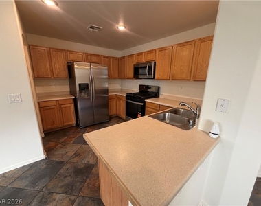 9250 Hollander Avenue - Photo Thumbnail 13