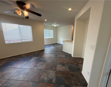 9250 Hollander Avenue - Photo Thumbnail 7