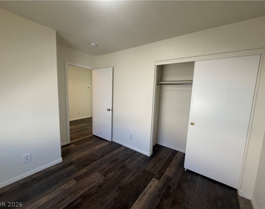 9250 Hollander Avenue - Photo Thumbnail 25