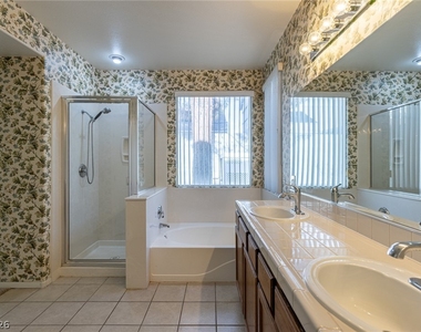 98 Glendive Street - Photo Thumbnail 38