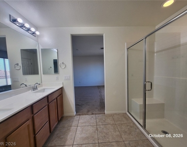 8142 Pinecrest Falls Street - Photo Thumbnail 14