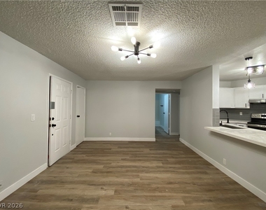 5081 Pioneer Avenue - Photo Thumbnail 1