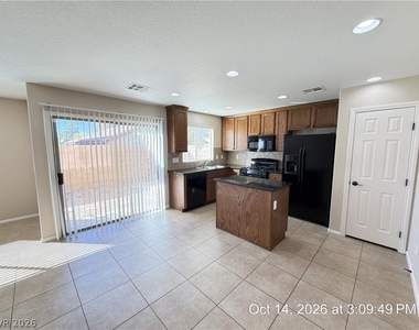 11029 Florence Hills Street - Photo Thumbnail 6